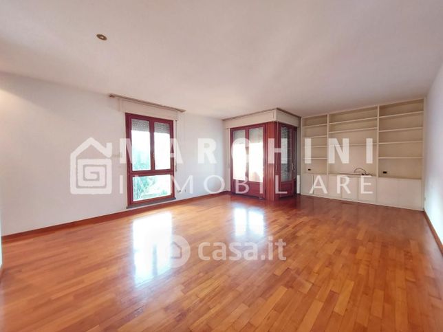 Appartamento in residenziale in Via Vecchia III 180