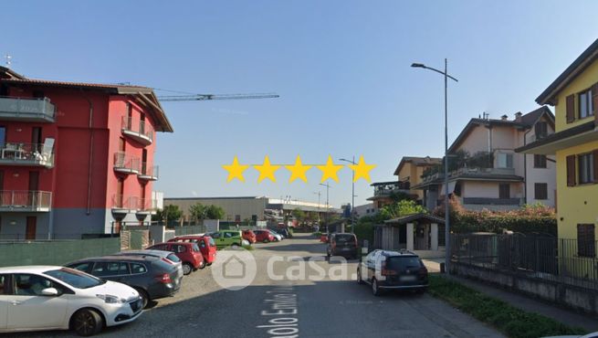 Appartamento in residenziale in Via Paolo Emilio Taviani