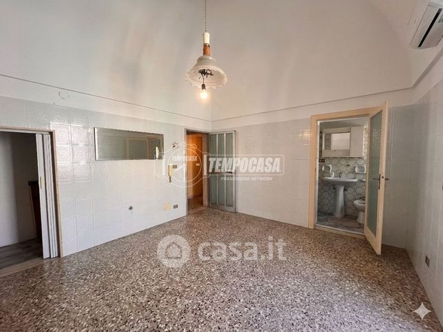 Casa indipendente in residenziale in 