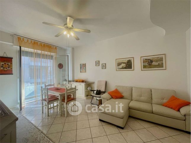 Appartamento in residenziale in Via Salomoni 24