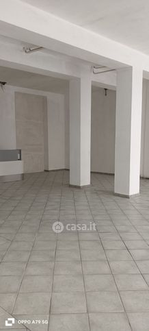 Ufficio in commerciale in Via San Francesco D'Assisi