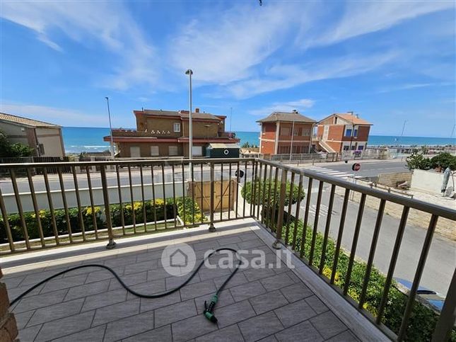 Appartamento in residenziale in Lungomare delle Meduse
