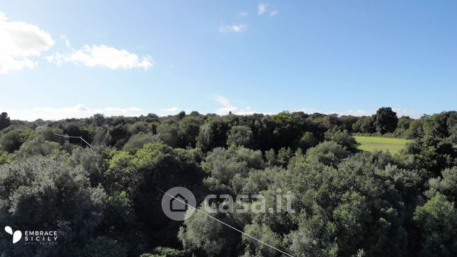 Terreno agricolo in commerciale in Contrada Santa Lucia