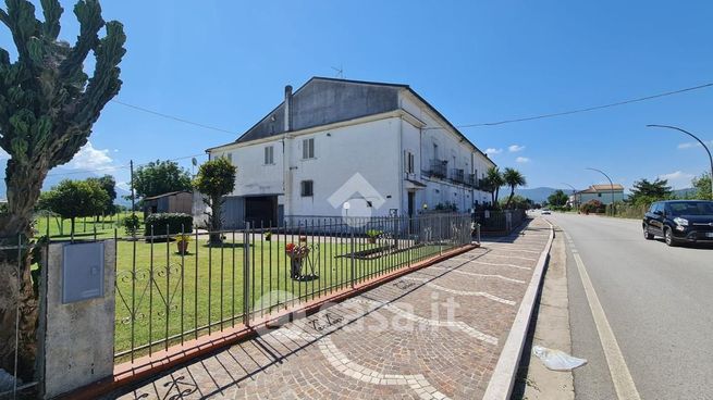 Casa indipendente in residenziale in Via Nazionale 1