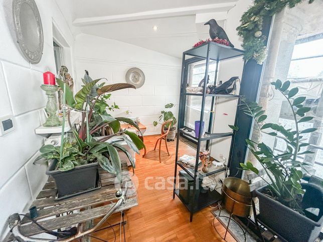 Appartamento in residenziale in Via Melchiorre Gioia 11