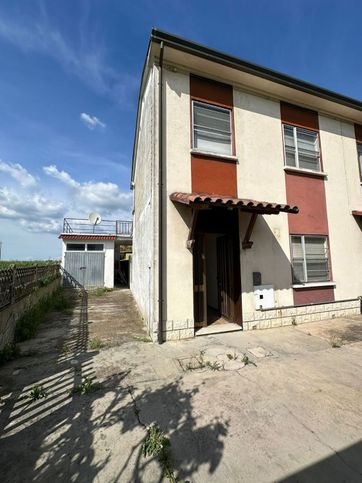 Casa indipendente in residenziale in Via Guglielma