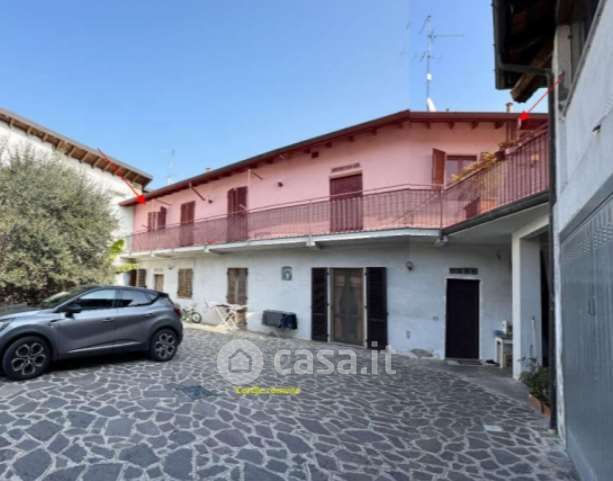 Appartamento in residenziale in Via Pedretti 3
