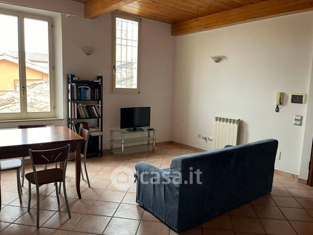 Appartamento in residenziale in Via Cesare Battisti 8