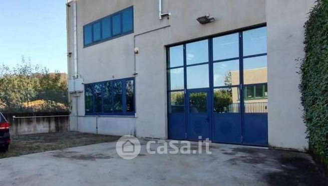 Capannone in commerciale in Cascina Sant' Isidoro 73