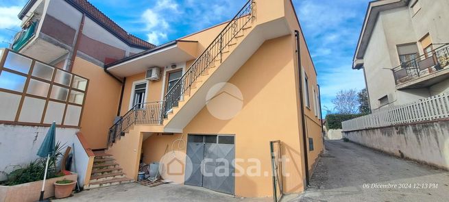 Casa bi/trifamiliare in residenziale in Via Maria 224