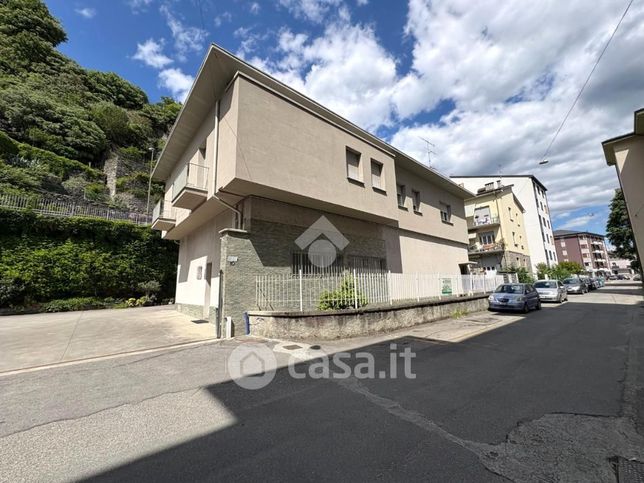 Appartamento in residenziale in Via Francesco Saverio Quadrio 10