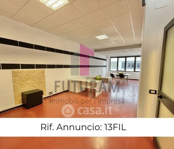 Ufficio in commerciale in Via Negrin 69