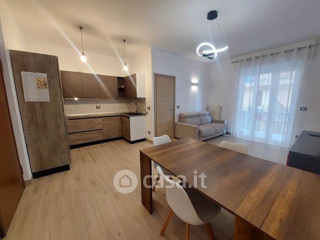 Appartamento in residenziale in Via Ponti 7