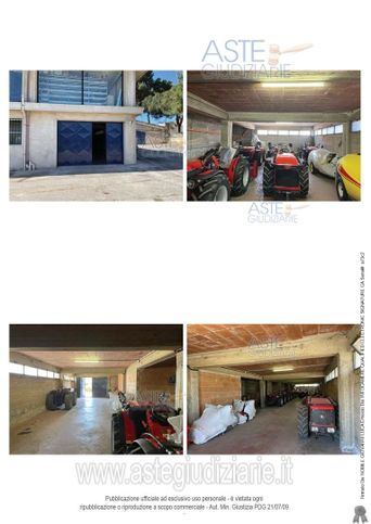 Garage/posto auto in residenziale in Strada Forcone 169