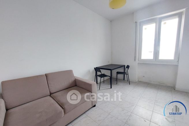 Appartamento in residenziale in Via Francesco Cavezzali 11