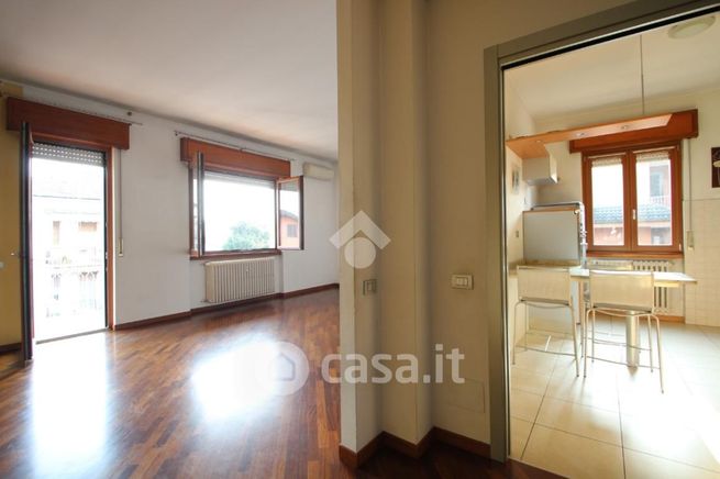 Appartamento in residenziale in Via Monte Cervino 12