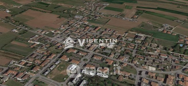 Terreno edificabile in residenziale in Via SantandrÃ 