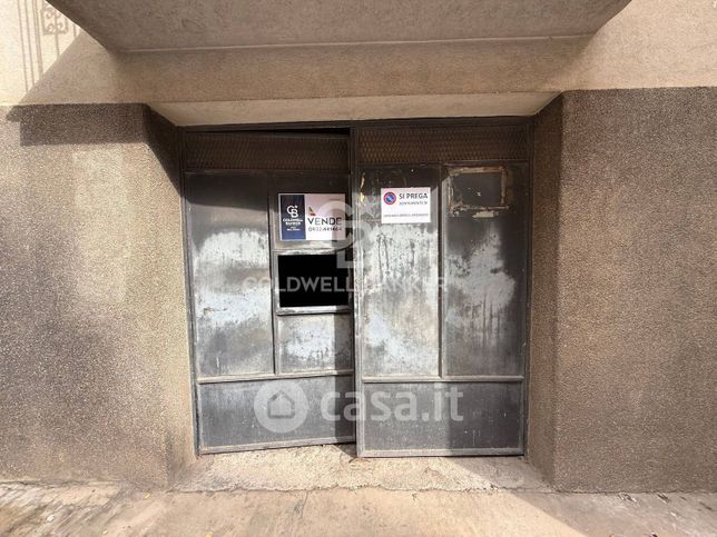 Box/posto auto in residenziale in Via Generale Cascino