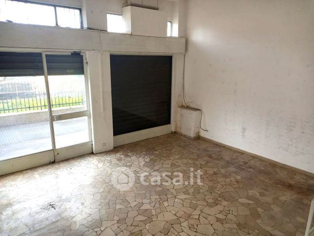 Appartamento in residenziale in Viale Romagna 17