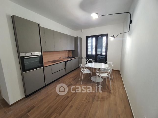 Appartamento in residenziale in Via Achille Argenti