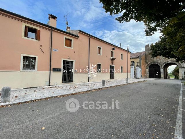 Appartamento in residenziale in Via Villabella 74