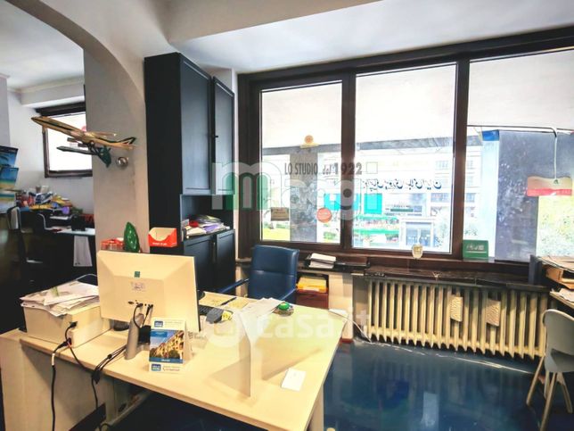 Ufficio in commerciale in Piazza Armando Diaz