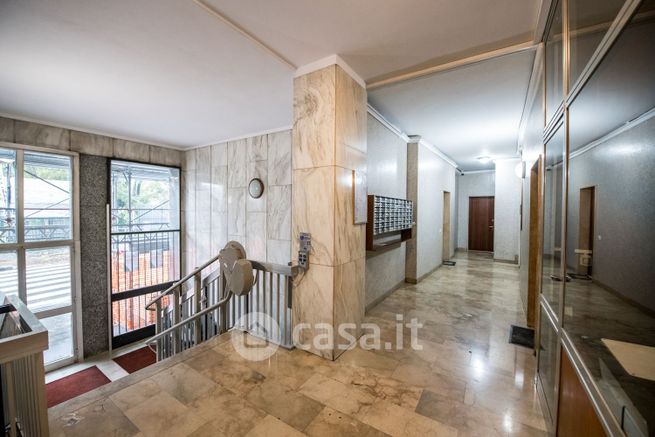 Appartamento in residenziale in Via San Dionigi 11