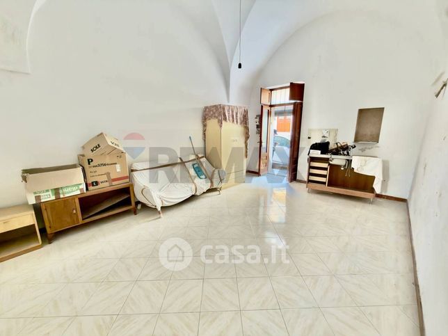 Casa indipendente in residenziale in 