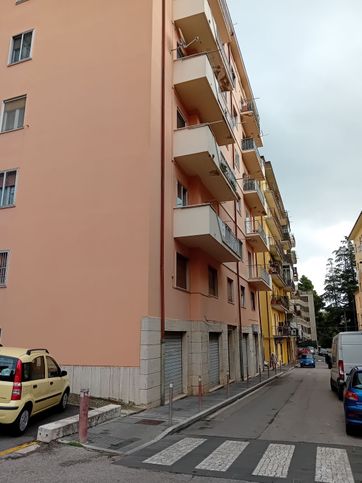 Appartamento in residenziale in Via Alessandro Manzoni 50