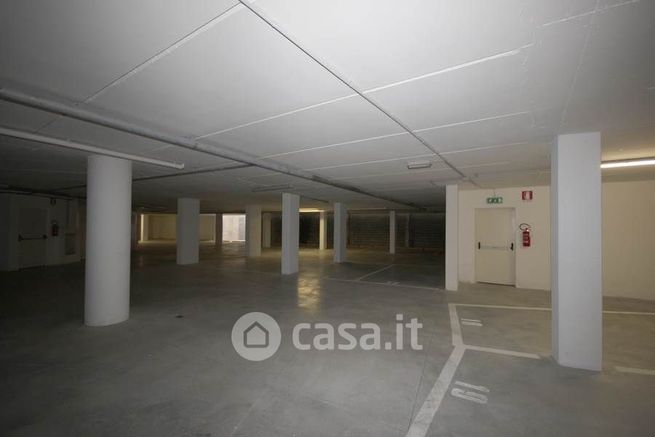 Box/posto auto in residenziale in 
