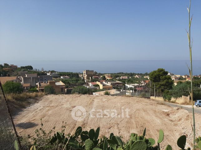 Terreno edificabile in residenziale in Via DELLE CAMPANULE