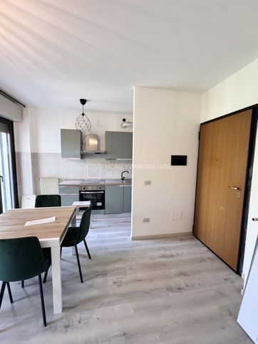 Attico/mansarda in residenziale in Via Giovanni Pascoli 65