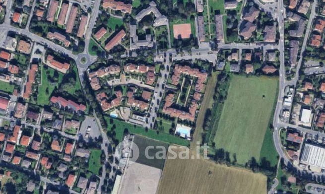 Box/posto auto in residenziale in Via G. Marconi