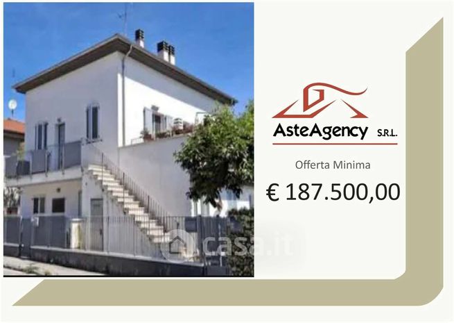Appartamento in residenziale in Stradone Misa 15