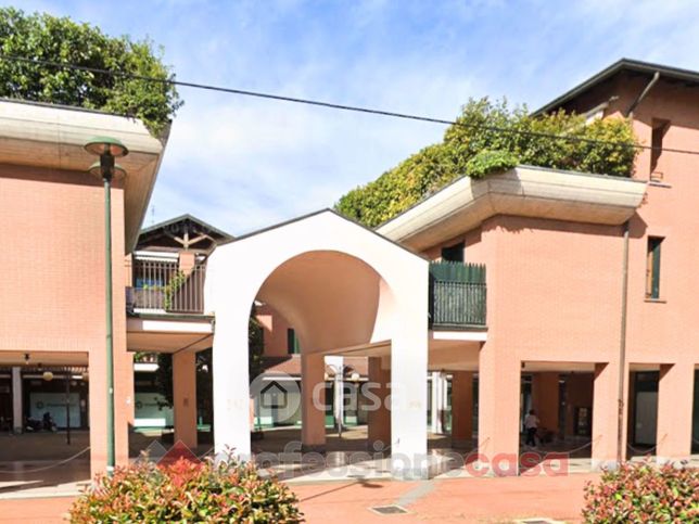Box/posto auto in residenziale in Via Reali