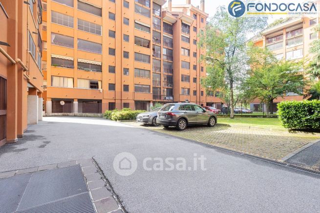 Box/posto auto in residenziale in Via Giuseppe Tomaselli