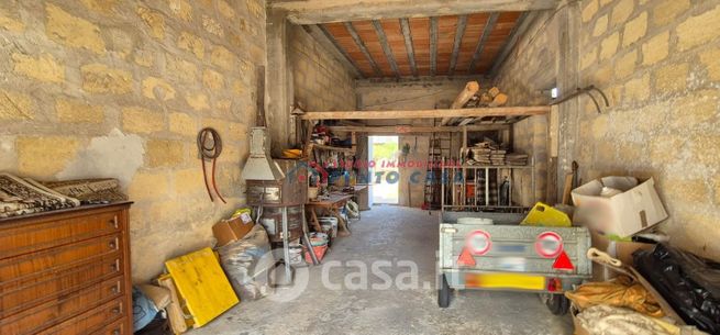 Garage/posto auto in residenziale in Via delle Oreadi