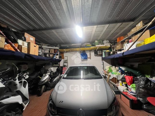 Garage/posto auto in residenziale in 