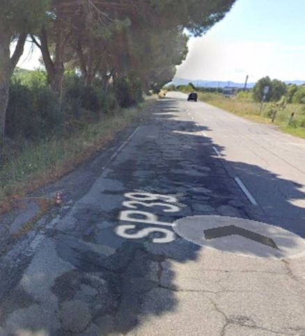 Terreno agricolo in commerciale in Località Vignale Vecchio 5