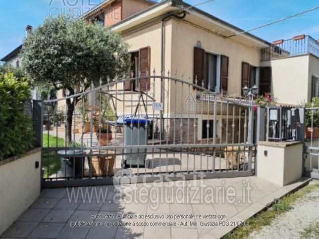 Appartamento in residenziale in Via Pasciana 11