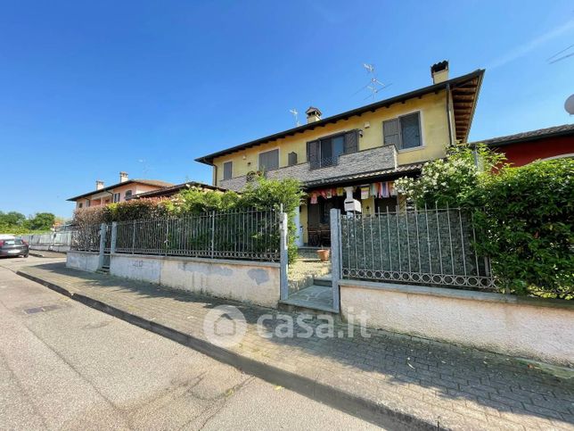 Villa in residenziale in Via Bruno Villa