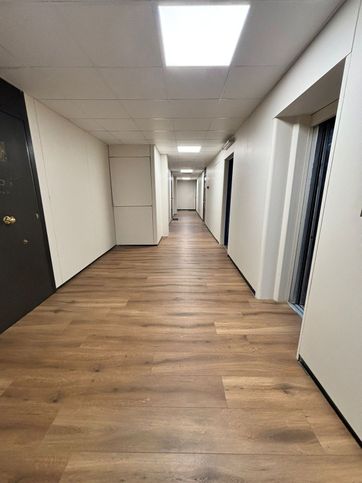 Ufficio in commerciale in Centro Direzionale Isola G1