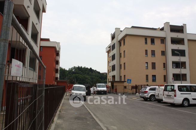 Appartamento in residenziale in Via Roncoroni 18