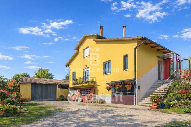 Casa indipendente in residenziale in Strada San Terenzio 6