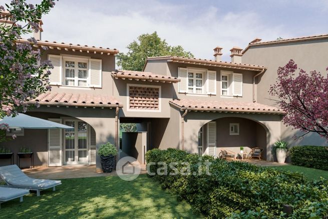 Casa bi/trifamiliare in residenziale in Via XXIV Maggio 1