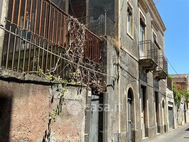 Casa indipendente in residenziale in Via Santa Lucia