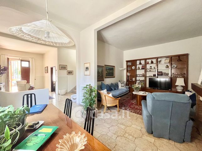 Casa indipendente in residenziale in Via del Leone