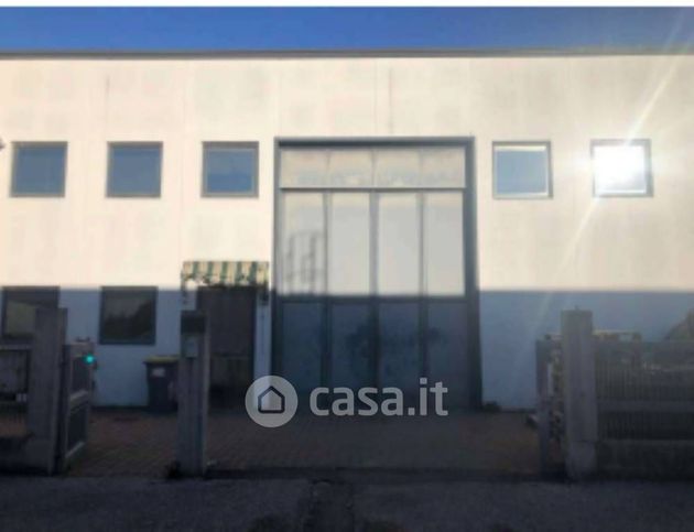 Ufficio in commerciale in Via Galileo Ferraris