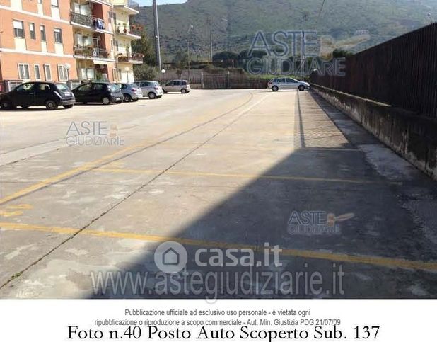 Garage/posto auto in residenziale in Via Galatina 164