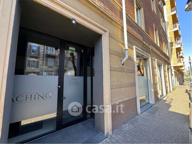 Attivitã /licenza (con o senza mura) in commerciale in Via Roma 17